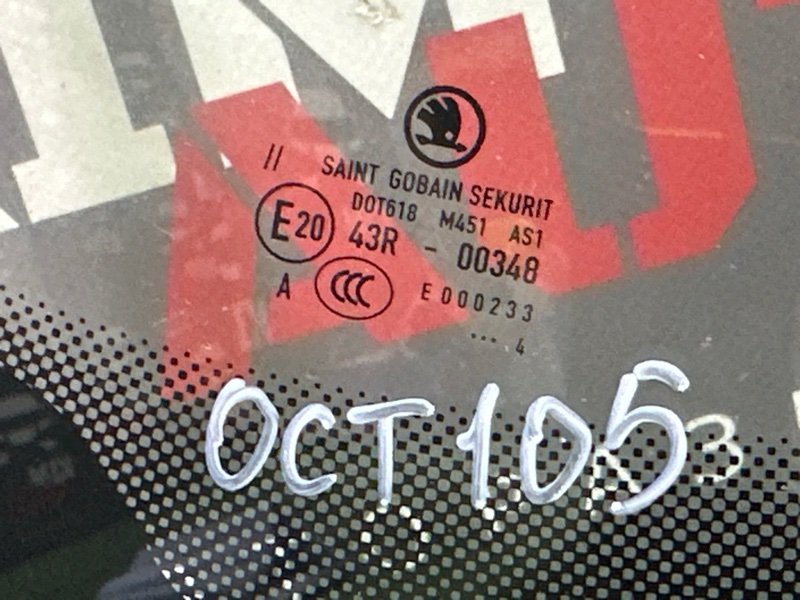 Стекло лобовое с обогревом Skoda Octavia 2014 A7