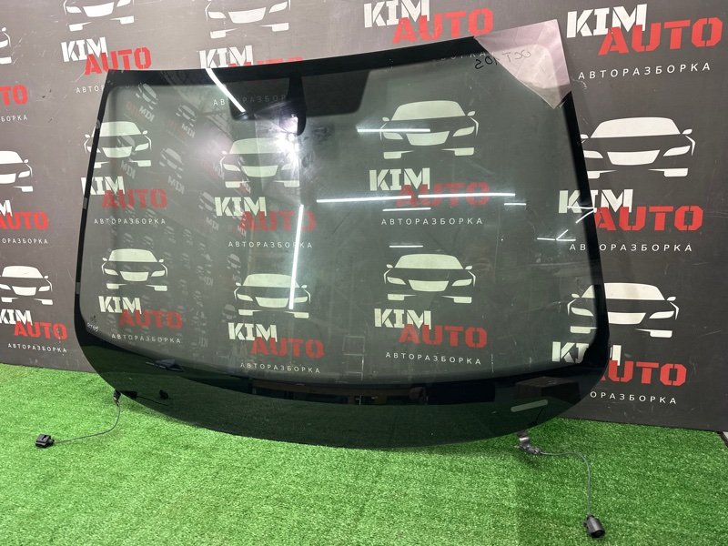 Стекло лобовое с обогревом Skoda Octavia 2014 A7