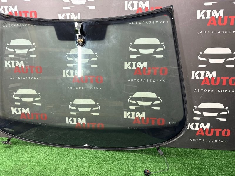 Стекло лобовое с обогревом Skoda Octavia 2014 A7