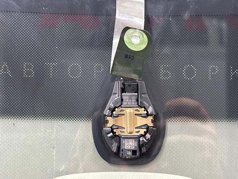 Стекло лобовое с обогревом Skoda Octavia 2014 A7