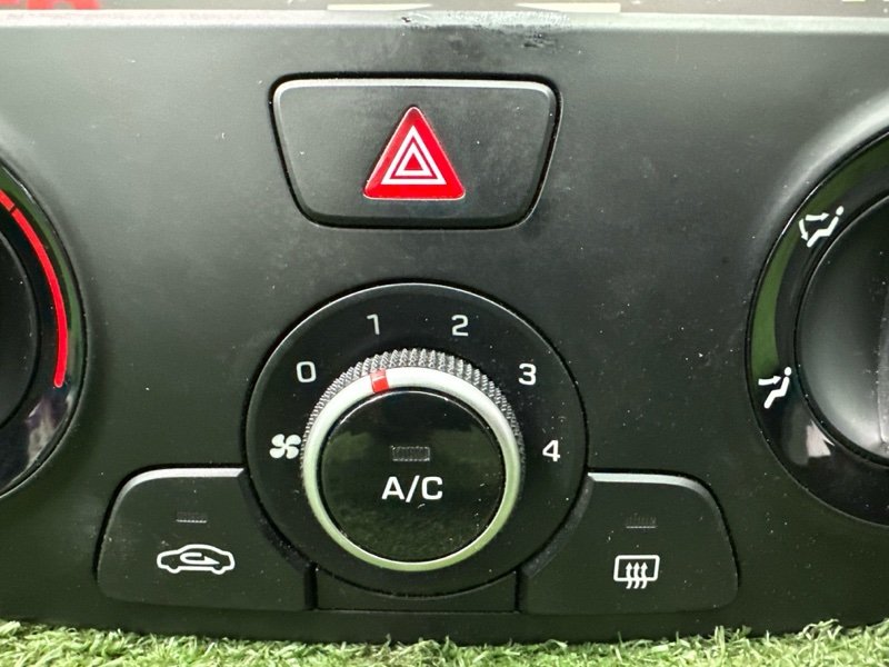 Блок управления отопителем Hyundai Solaris 2 2021 HCR