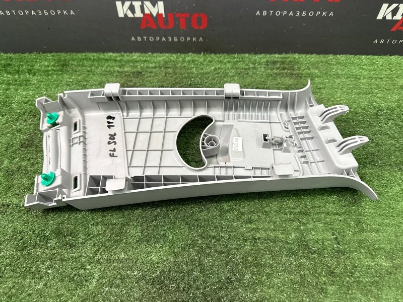 Накладка центральной стойки верхняя Hyundai Solaris 2 2021 HCR