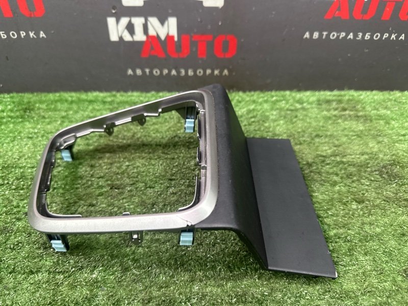 Накладка консоли Hyundai Solaris 2 2021 HCR