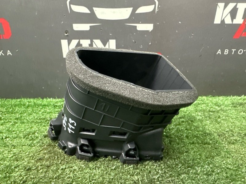 Дефлектор отопителя центральный Hyundai Solaris 2 2021 HCR