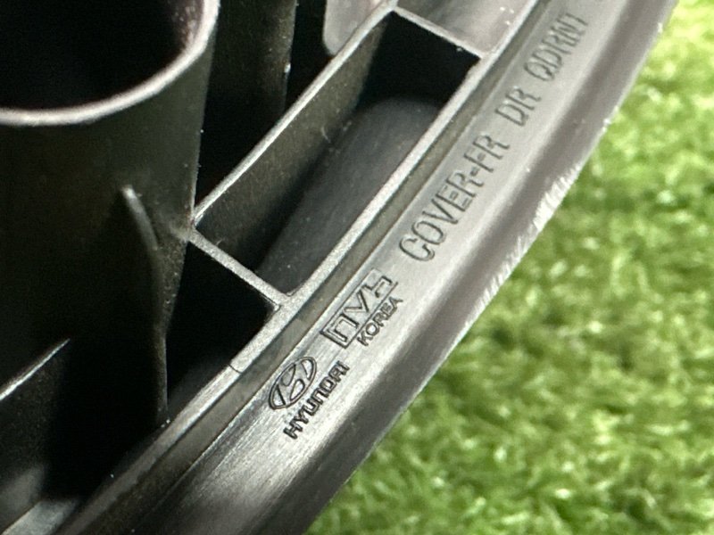 Накладка зеркала внутренняя Hyundai Solaris 2 2021 HCR