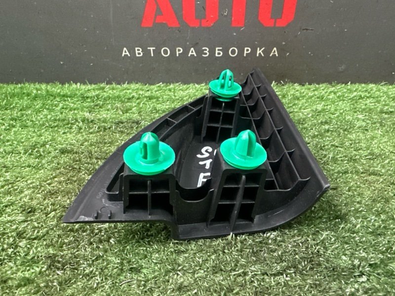 Накладка зеркала внутренняя Hyundai Solaris 2 2021 HCR