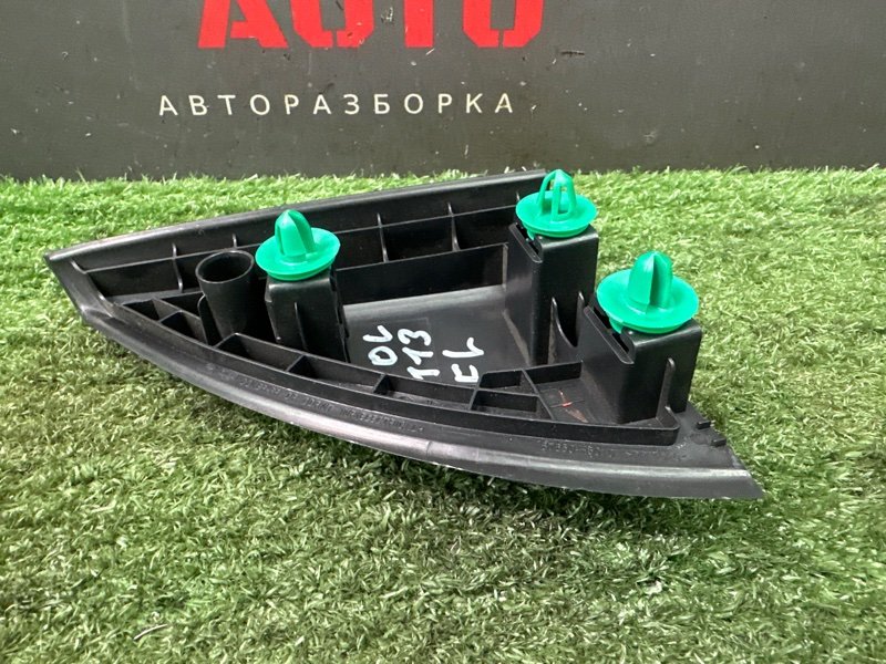 Накладка зеркала внутренняя Hyundai Solaris 2 2021 HCR