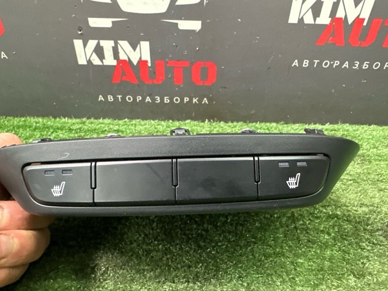 Блок кнопок подогрева сидений Hyundai Solaris 2 2021 HCR