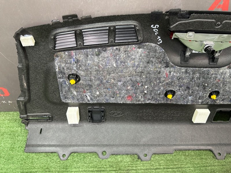 Задняя полка с дополнительным стоп сигналом Hyundai Solaris 2 2021 HCR