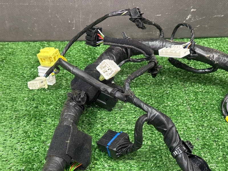 Проводка торпедо Hyundai Solaris 2 2021 HCR