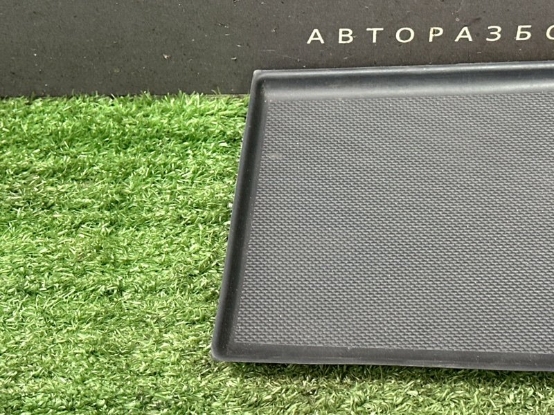 Коврик центральной консоли. Hyundai Solaris 2 2021 HCR