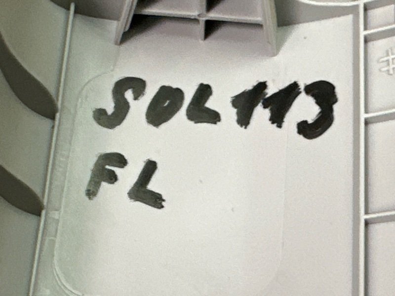 Накладка стойки лобового стекла Hyundai Solaris 2 2021 HCR