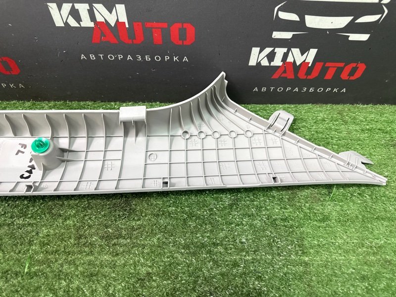 Накладка стойки лобового стекла Hyundai Solaris 2 2021 HCR