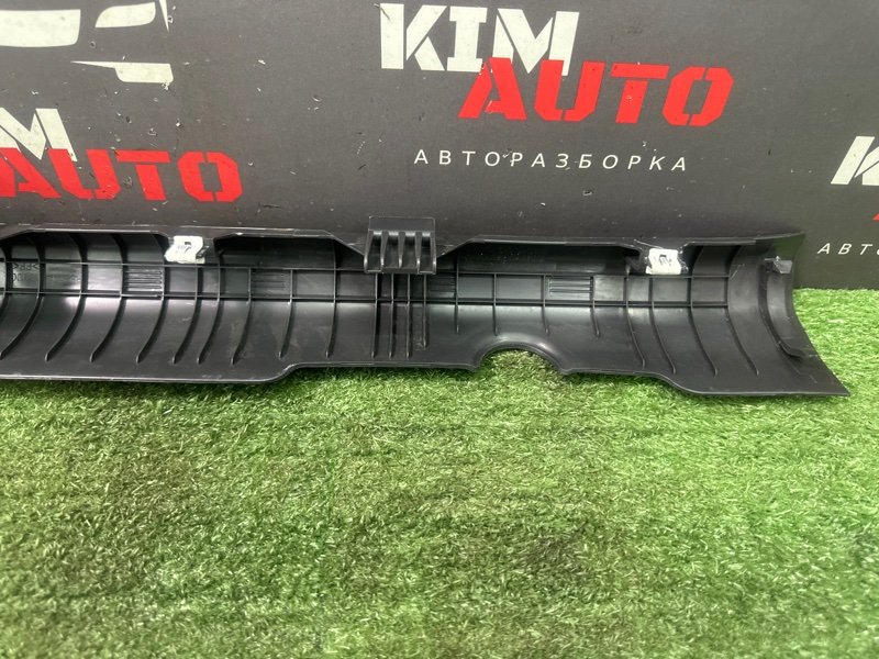 Накладка порога салона Hyundai Solaris 2 2021 HCR