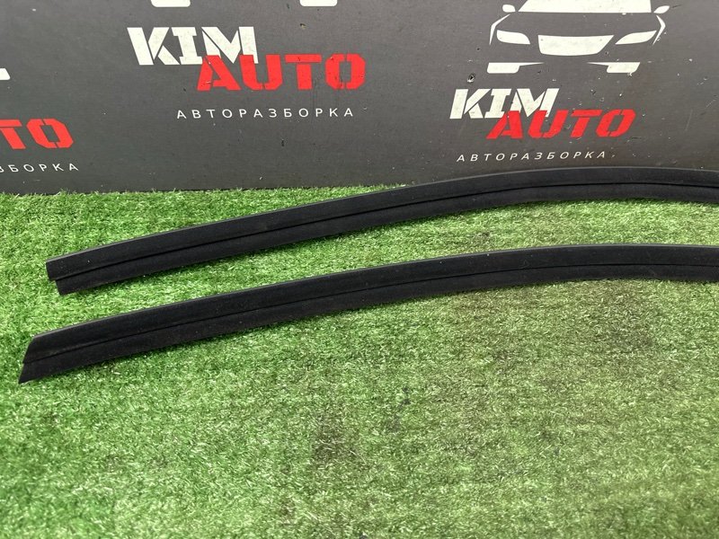 Уплотнитель стекла(бархотка) внутренний Hyundai Solaris 2 2021 HCR