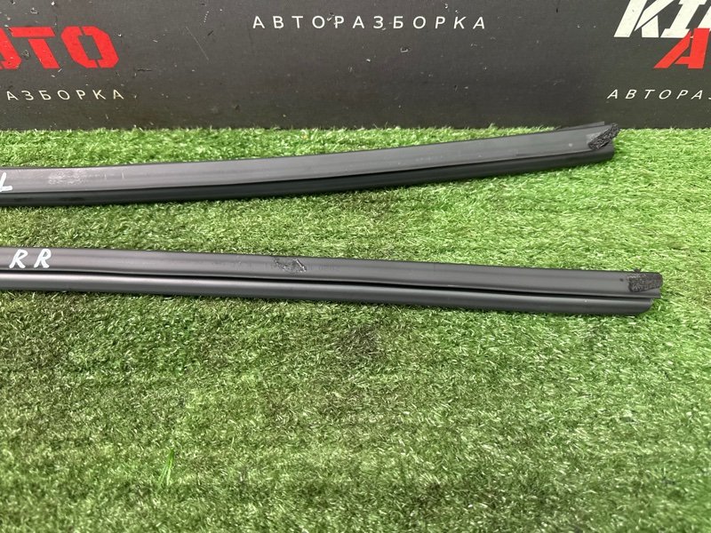 Уплотнитель стекла(бархотка) внутренний Hyundai Solaris 2 2021 HCR