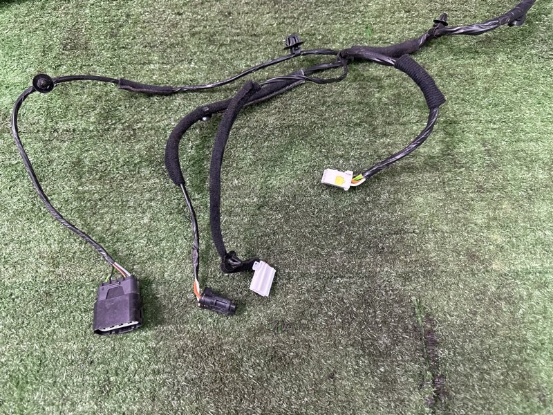 Проводка двери Hyundai Solaris 2 2021 HCR