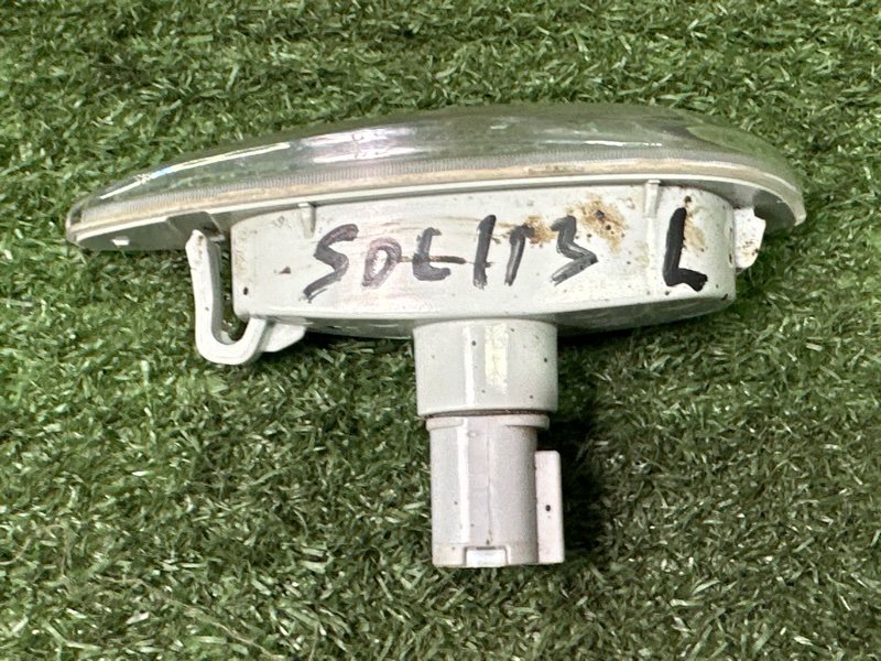 Повторитель поворота в крыло Hyundai Solaris 2 2021 HCR