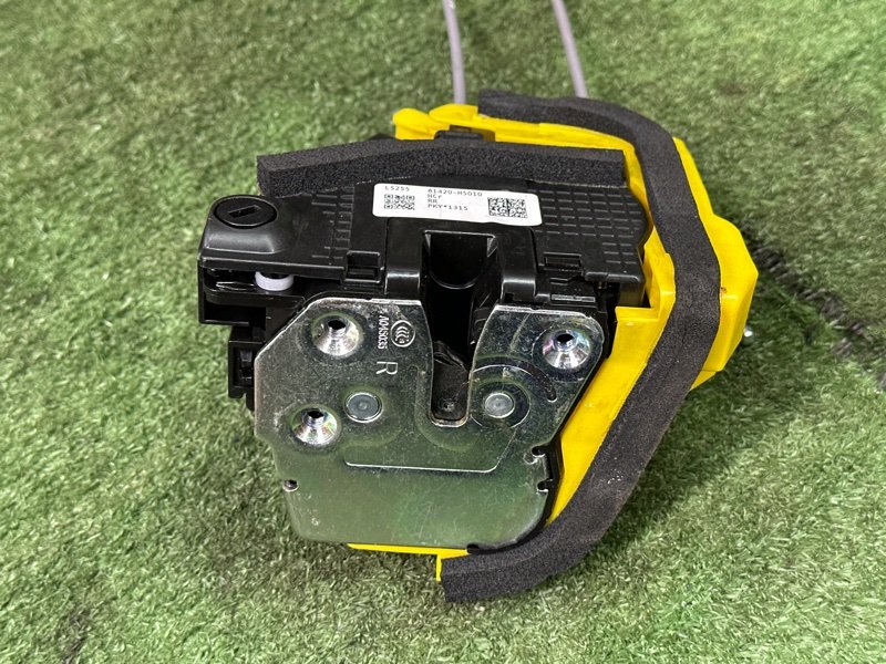 Замок двери Hyundai Solaris 2 2021 HCR