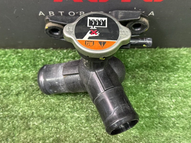 Горловина радиатора с крышкой Hyundai Solaris 2 2021 HCR