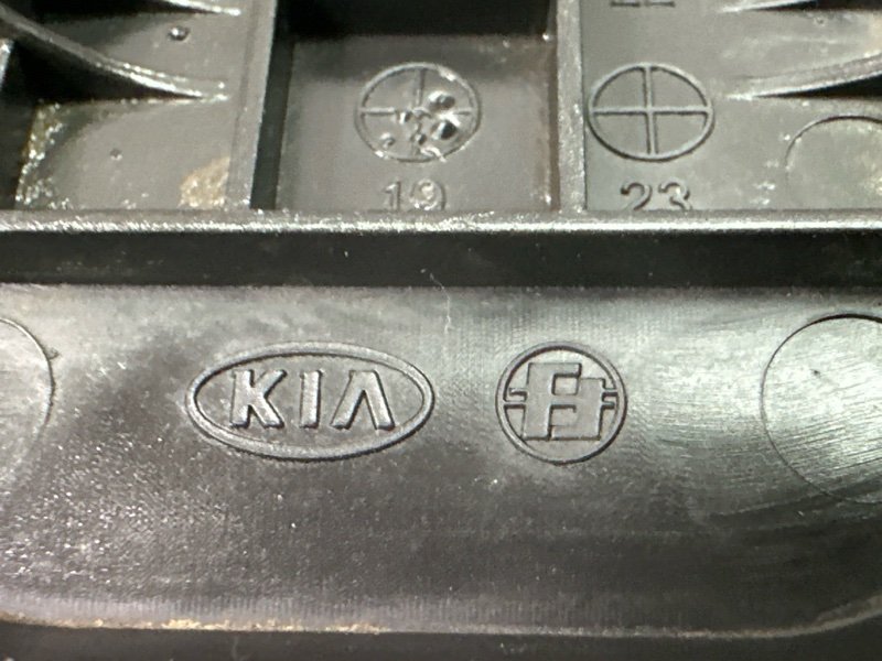 Заглушка кузова Hyundai Solaris 2 2021 HCR