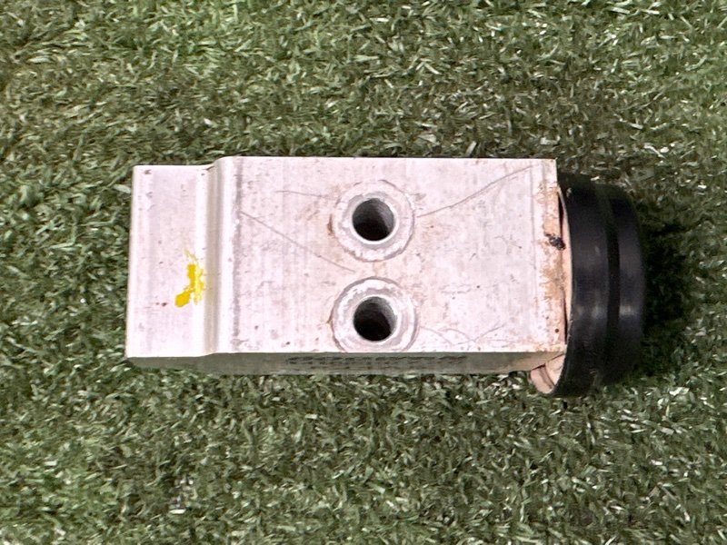 Клапан кондиционера Hyundai Solaris 2 2021 HCR