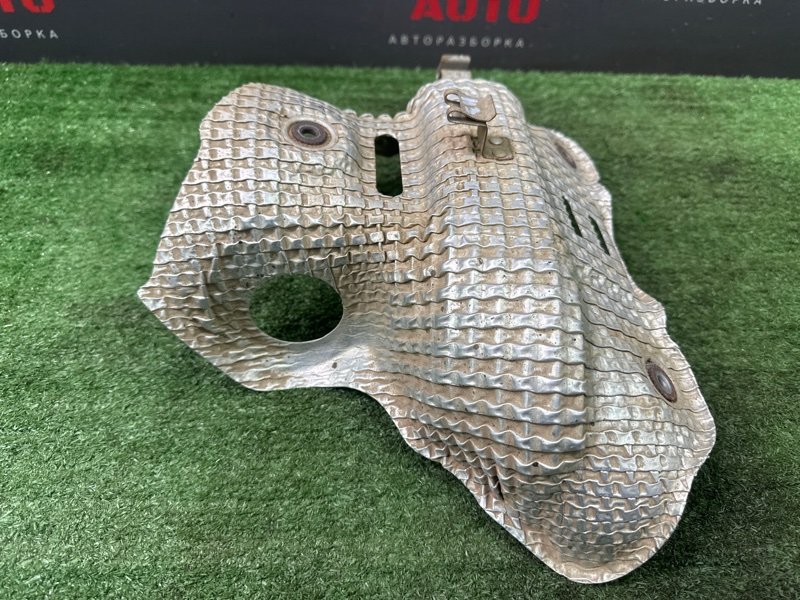 Тепловой экран выпускного коллектора Hyundai Solaris 2 2021 HCR