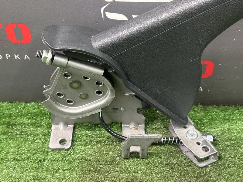 Рычаг стояночного тормоза (ручник) Hyundai Solaris 2 2021 HCR