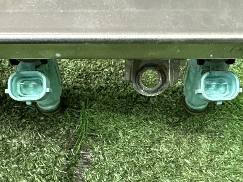 Топливная рейка с форсунками Hyundai Solaris 2 2021 HCR