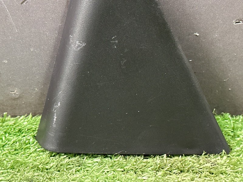 Накладка двери внутренняя Hyundai Solaris 2 2021 HCR