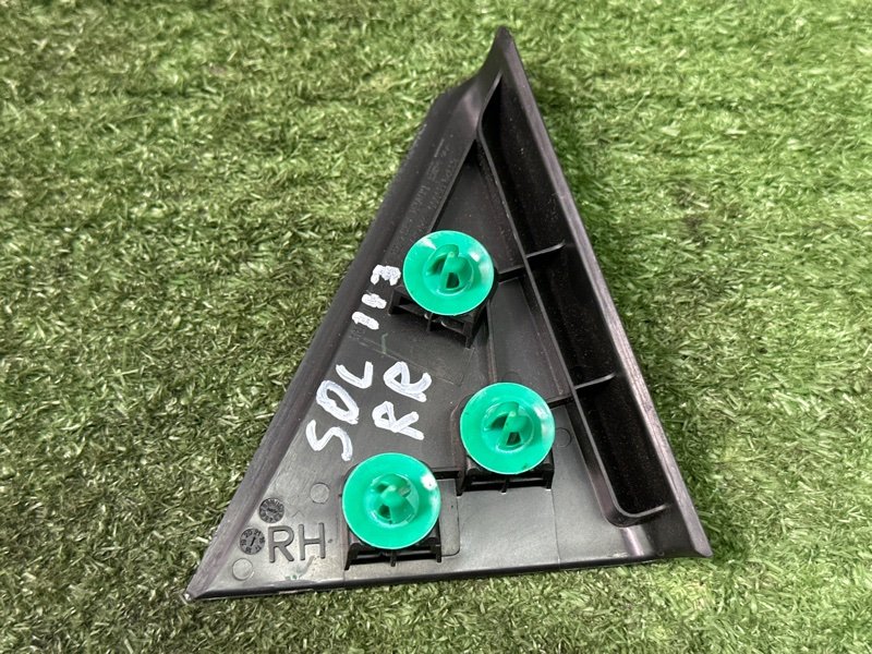 Накладка двери внутренняя Hyundai Solaris 2 2021 HCR