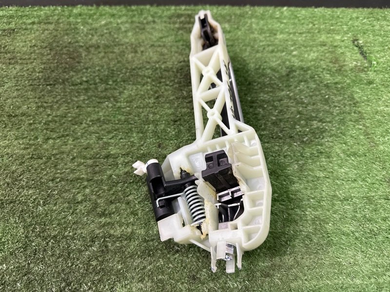 Ручка двери наружная в сборе Hyundai Solaris 2 2021 HCR