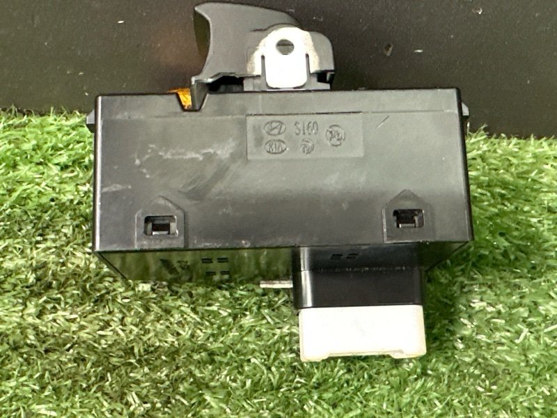 Кнопка стеклоподъемника Hyundai Solaris 2 2021 HCR