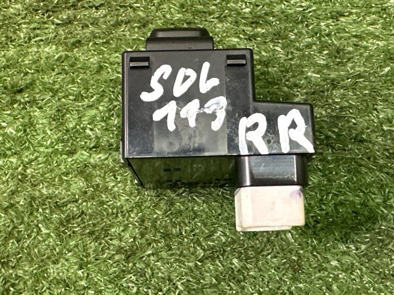 Кнопка стеклоподъемника Hyundai Solaris 2 2021 HCR