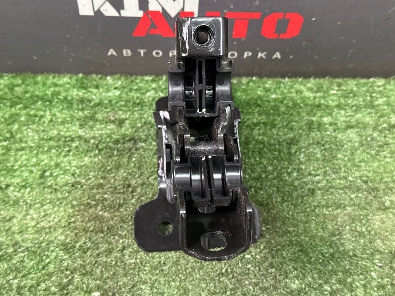 Замок спинки сиденья Hyundai Solaris 2 2021 HCR