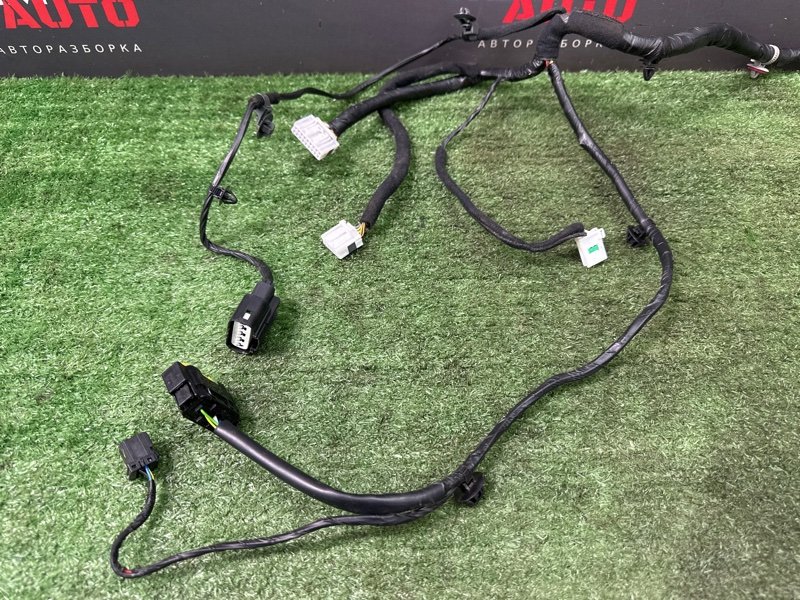 Проводка двери Hyundai Solaris 2 2021 HCR