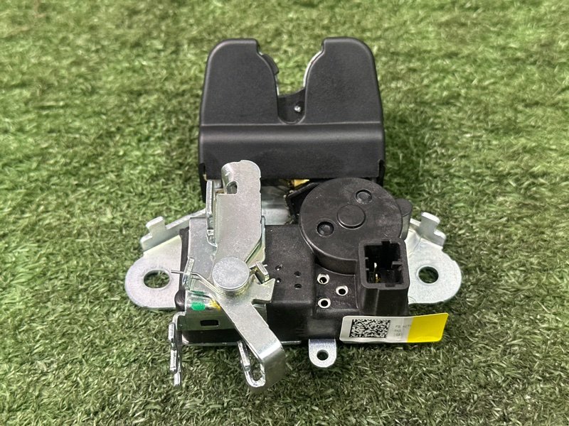 Замок крышки багажника Hyundai Solaris 2 2021 HCR