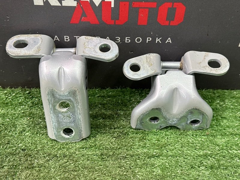 Петли двери Hyundai Solaris 2 2021 HCR