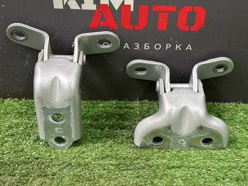 Петли двери Hyundai Solaris 2 2021 HCR