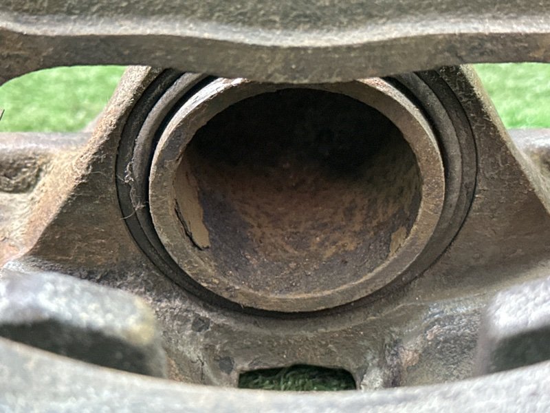 Суппорт тормозной Hyundai Solaris 2 2021 HCR