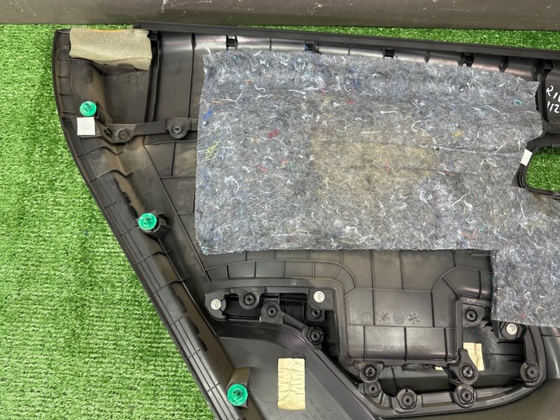 Обшивка двери Kia Rio 4 2019 FB