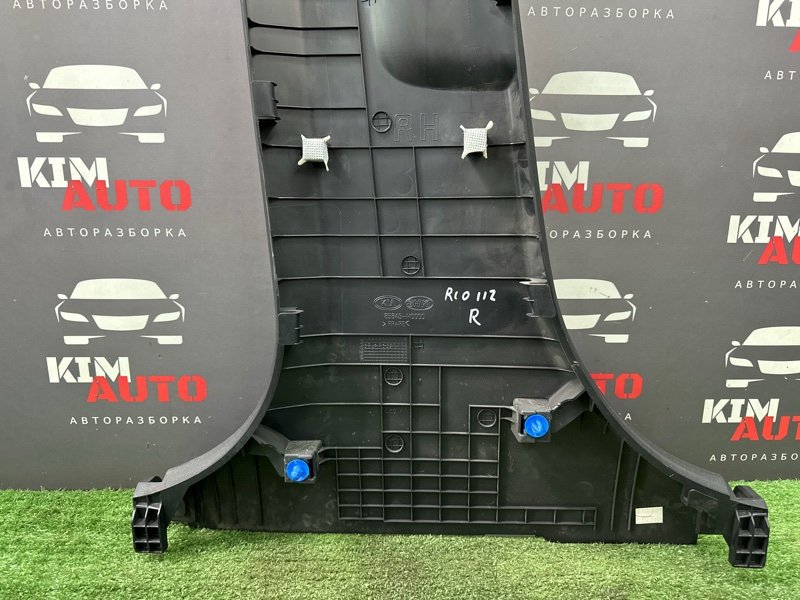 Накладка центральной стойки нижняя Kia Rio 4 2019 FB