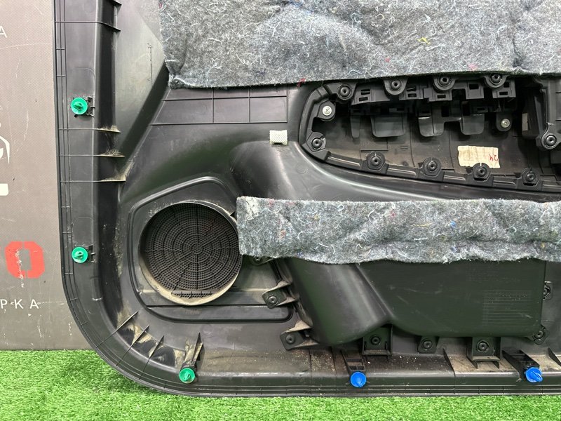 Обшивка двери Kia Rio 4 2019 FB