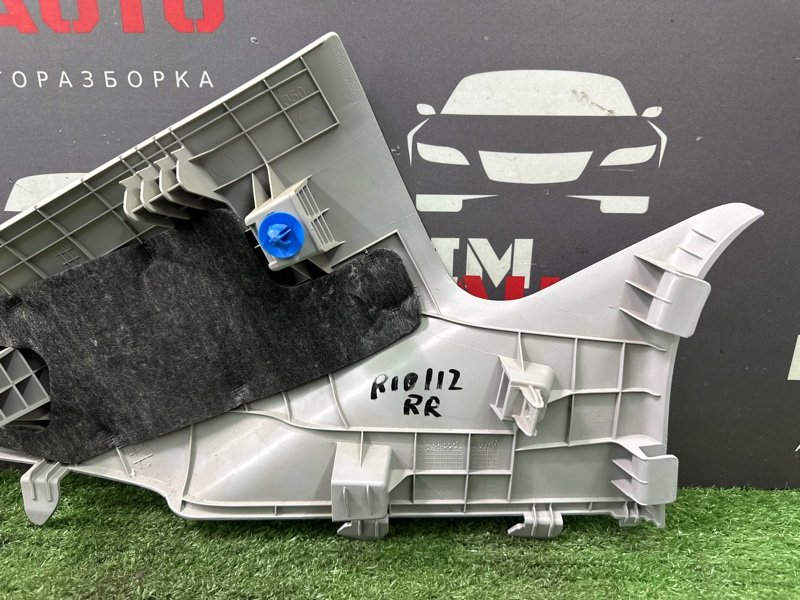 Накладка стойки кузова Kia Rio 4 2019 FB