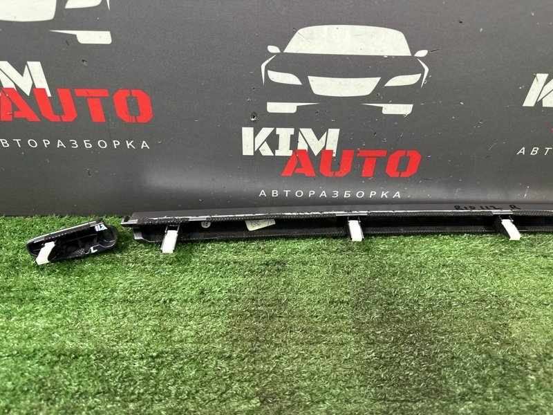 Накладка декоративная на торпедо Kia Rio 4 2019 FB