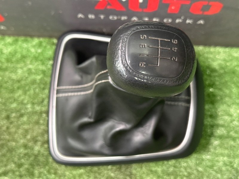 Рукоять с чехлом МКПП Kia Rio 4 2019 FB