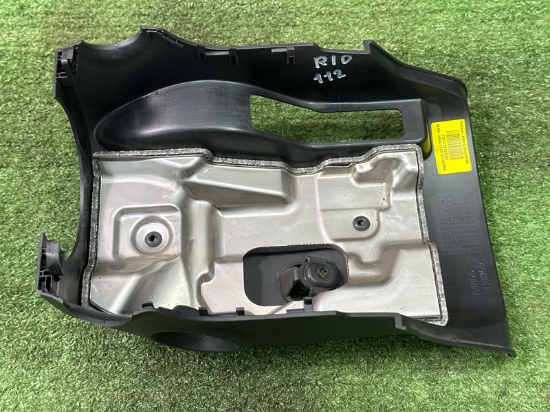 Кожух рулевой колонки Kia Rio 4 2019 FB