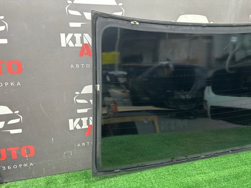 Стекло заднее с обогревом Kia Cerato 2 2010 TD