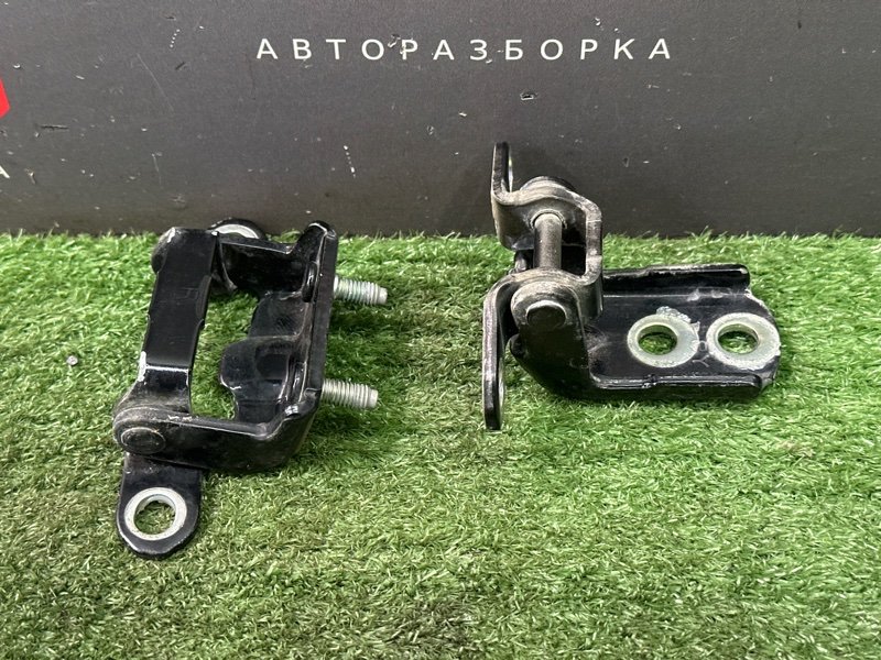 Петли двери Nissan Murano 2008 Z51