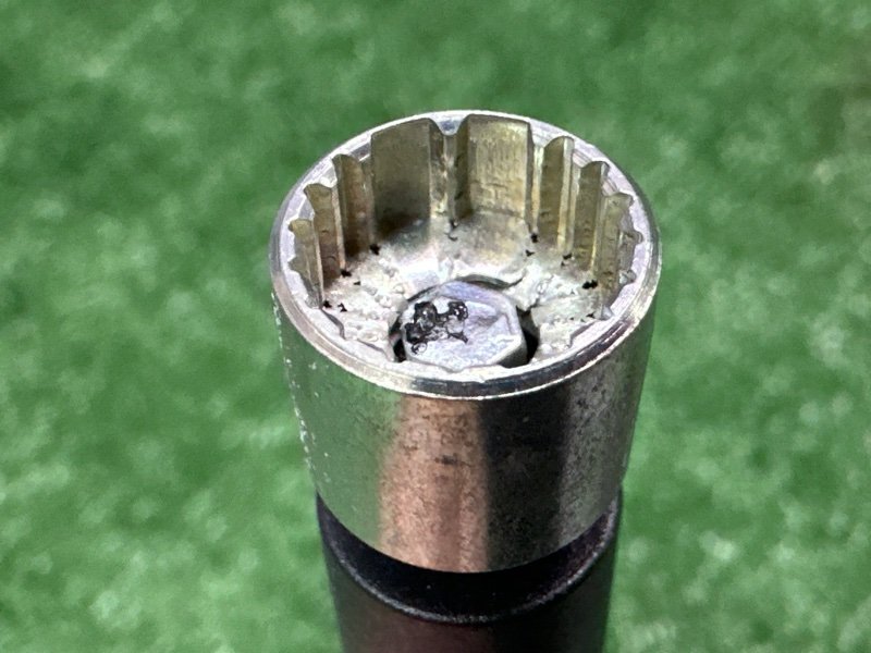 Багажник на крышу Audi Q8 4MN